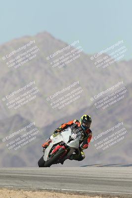 media/Oct-02-2025-Racers Edge (Thu) [[2c91cb6ab3]]/3-B Group/Session 4-Turn 9 (120pm)/